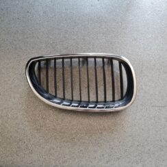 Bufera reste priekš BMW 525 E60 2004 BLACK