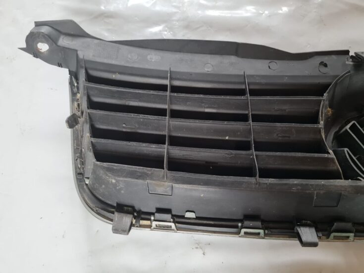 Bufera reste priekš VW PASSAT 2004 UNIVERSAL GREY