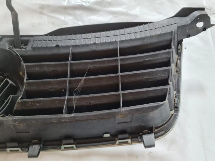 Bufera reste priekš VW PASSAT 2004 UNIVERSAL GREY