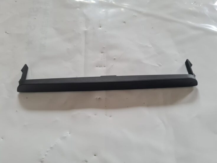 Mērinstrumentu paneļa dekoratīvā uzlika priekš VW PASSAT 2004 UNIVERSAL GREY