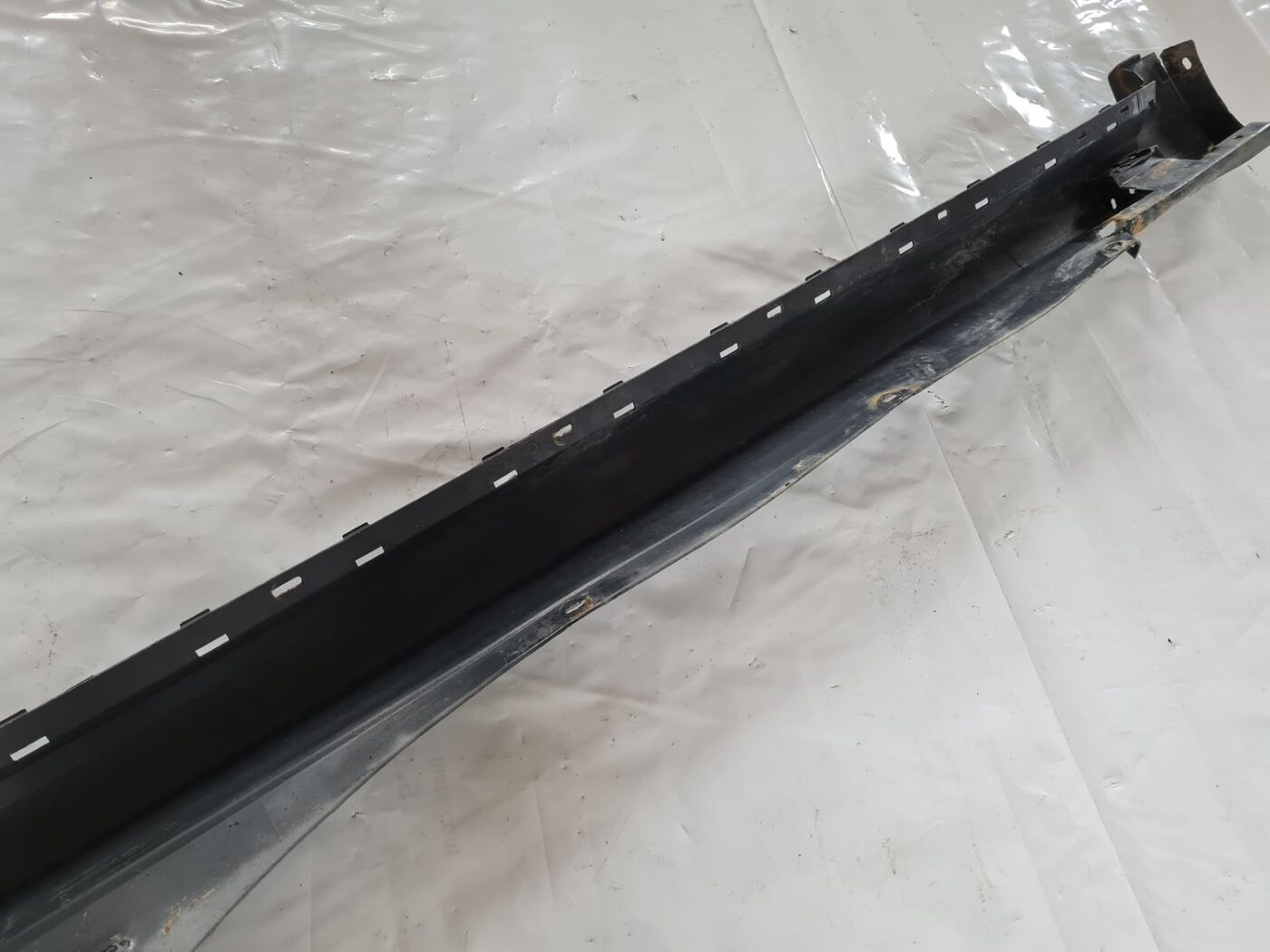 Ārēja sliekšņa kreisa uzlika priekš VW PASSAT 2004 UNIVERSAL GREY 6 Ārēja sliekšņa kreisa uzlika priekš VW PASSAT 2004 UNIVERSAL GREY