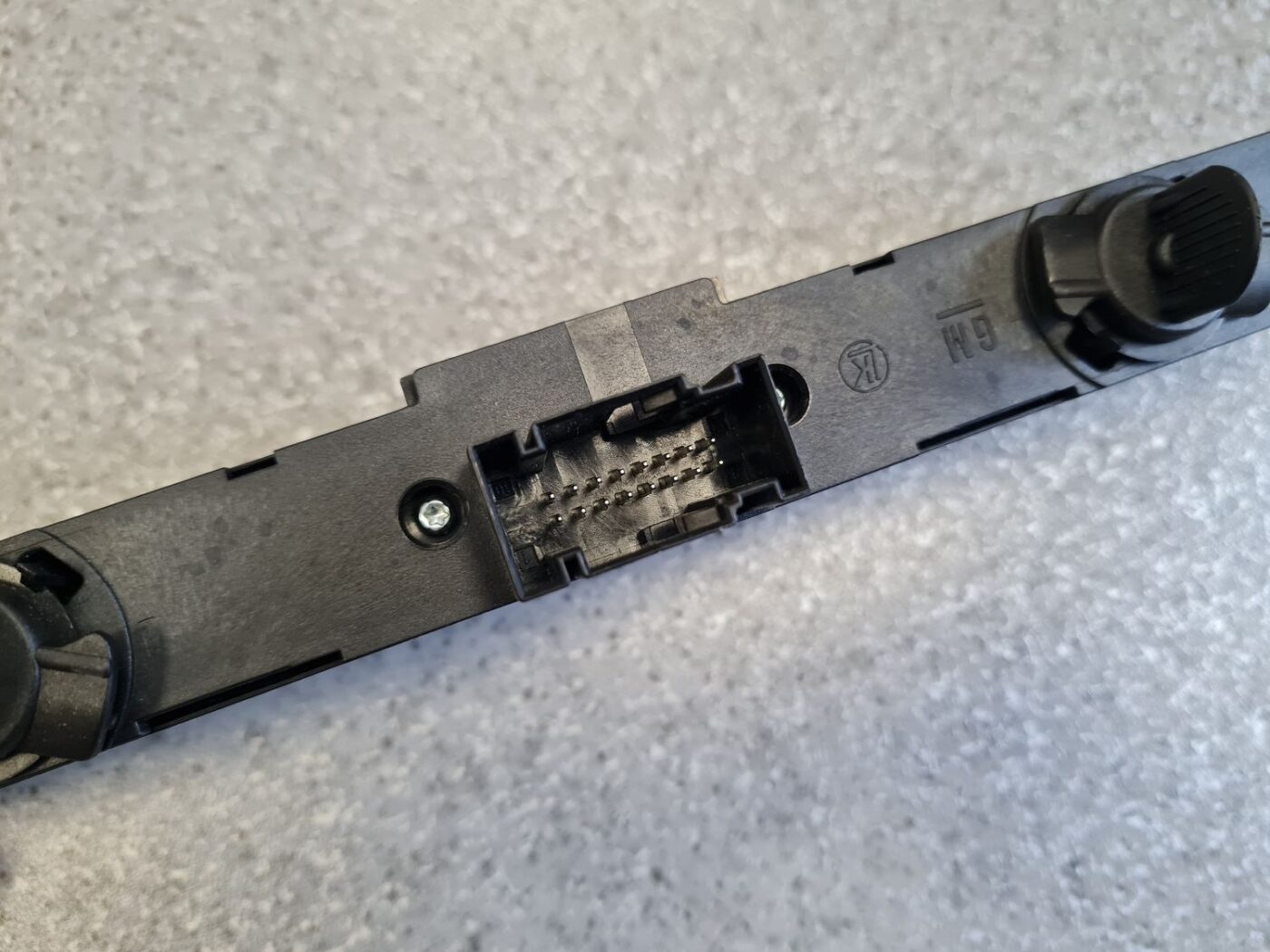 Mērinstrumentu paneļa pārslēgšanas pogas priekš OPEL ASTRA H 2005 5 Mērinstrumentu paneļa pārslēgšanas pogas priekš OPEL ASTRA H 2005