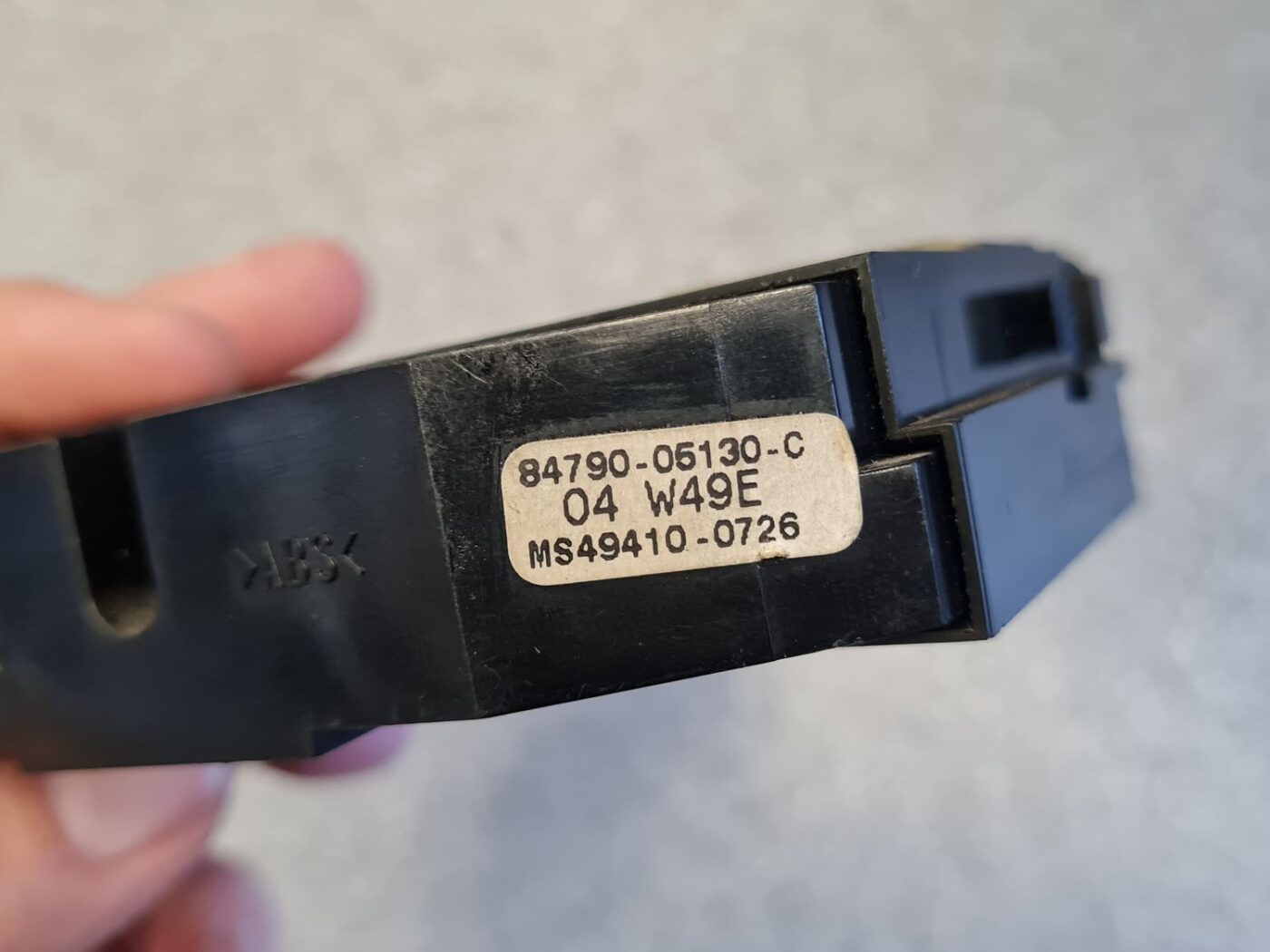 Aizmugurējā stikla apsildes ieslēgšanas poga priekš TOYOTA AVENSIS 2008 3 Aizmugurējā stikla apsildes ieslēgšanas poga priekš TOYOTA AVENSIS 2008