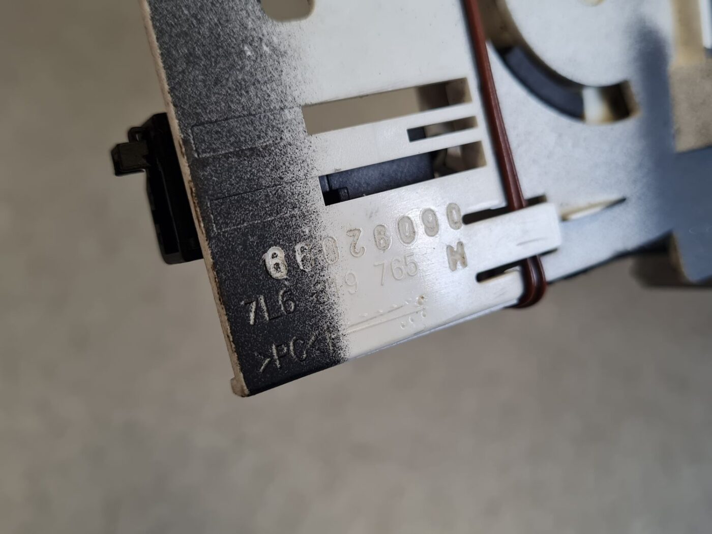 Salona ventilatora regulēšanas poga priekš VW TOUAREG 2007 7 Salona ventilatora regulēšanas poga priekš VW TOUAREG 2007