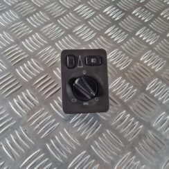 Gaismas slēdzis priekš SAAB 9-5 1999