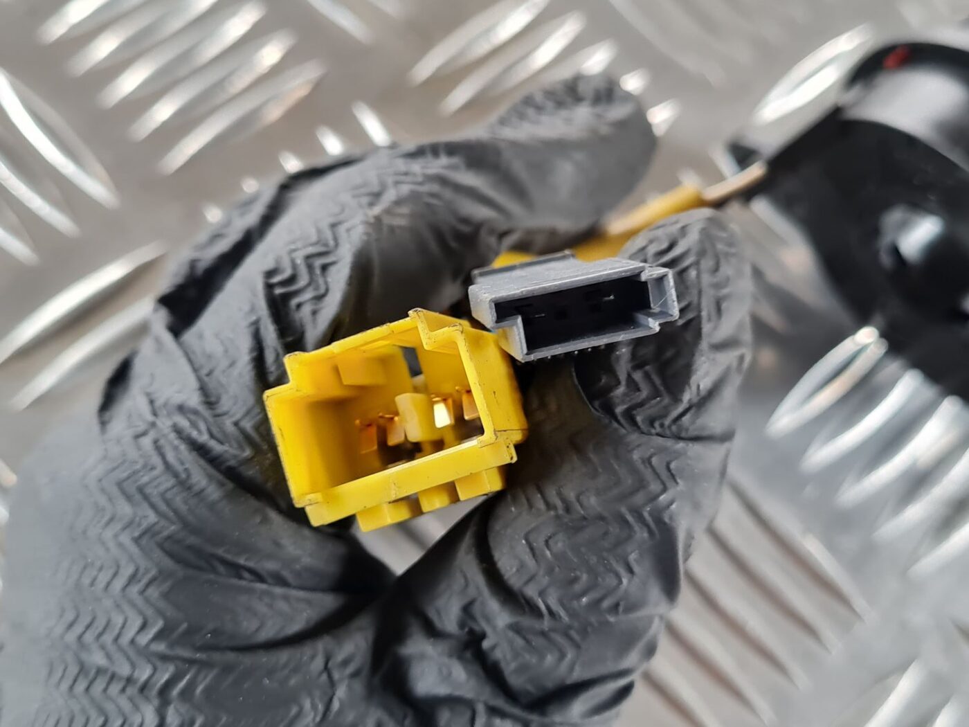 Drošības spilvena slīdgredzens priekš SAAB 9-5 1999 3 Drošības spilvena slīdgredzens priekš SAAB 9-5 1999