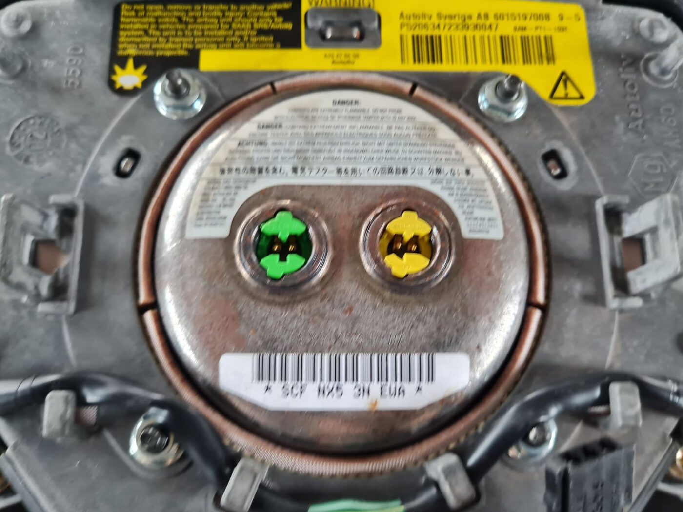 Stūres drošības spilvens priekš SAAB 9-5 1999 4 Stūres drošības spilvens priekš SAAB 9-5 1999