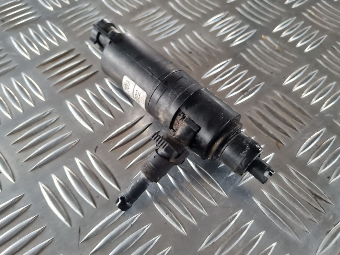 Mazgātāja šķidruma sūknis priekš SAAB 9-5 1999 3 Mazgātāja šķidruma sūknis priekš SAAB 9-5 1999