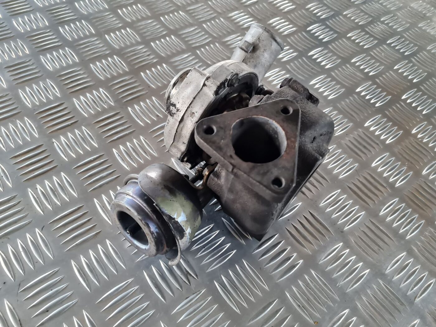 Turbīna priekš SAAB 9-5 1999 3 Turbīna priekš SAAB 9-5 1999