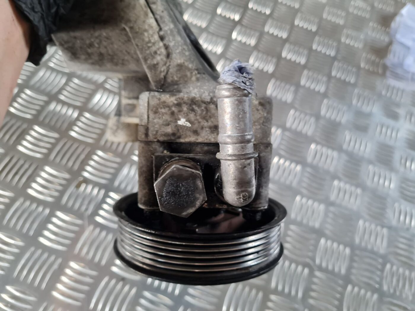 Hidrauliskais pastiprinātājs priekš SAAB 9-5 1999 3 Hidrauliskais pastiprinātājs priekš SAAB 9-5 1999