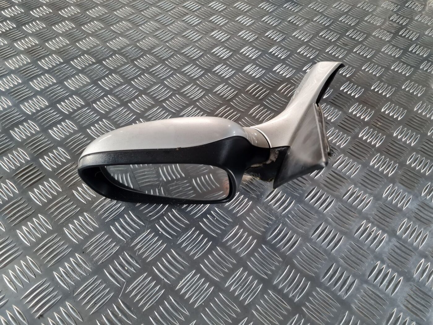 Ārējais spogulis, pa kreisi priekš SAAB 9-5 1999 9 Ārējais spogulis, pa kreisi priekš SAAB 9-5 1999