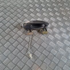 Priekšējāis kreisais durvju rokturis priekš SAAB 9-5 1999