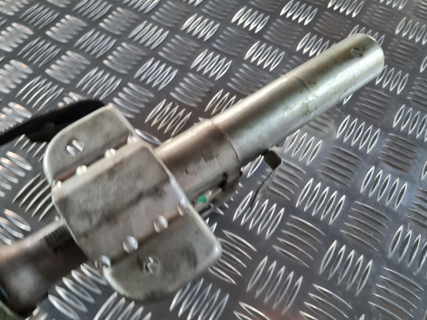 Stūres statne priekš SAAB 9-5 1999 3 Stūres statne priekš SAAB 9-5 1999