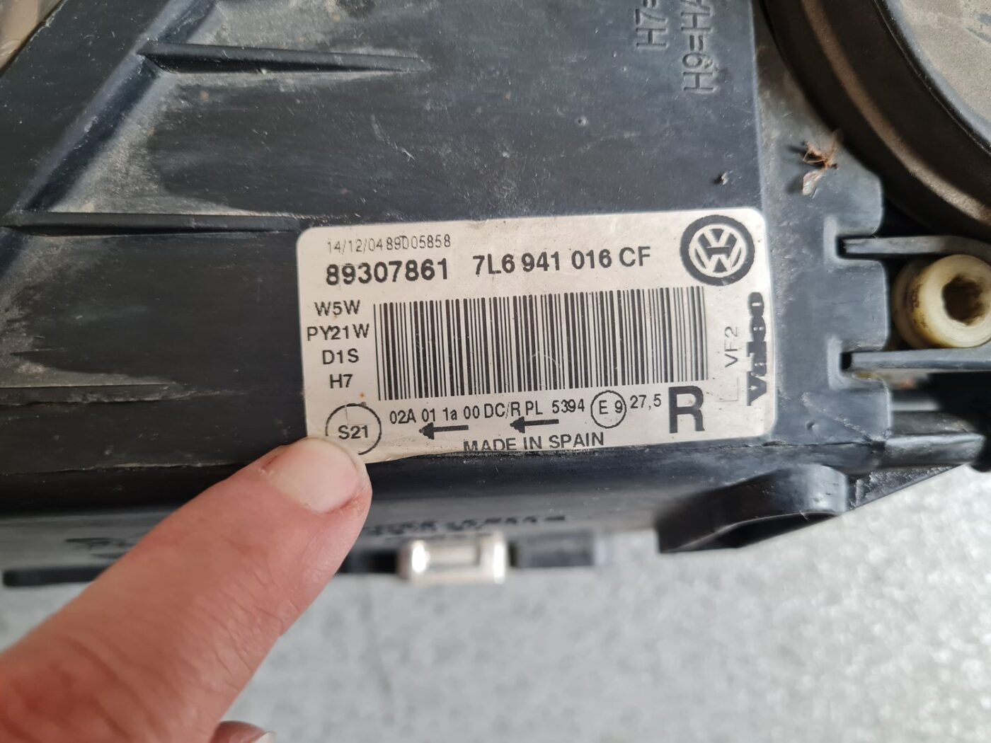 Priekšējais labais lukturis priekš VW TOUAREG 2007 5 Priekšējais labais lukturis priekš VW TOUAREG 2007