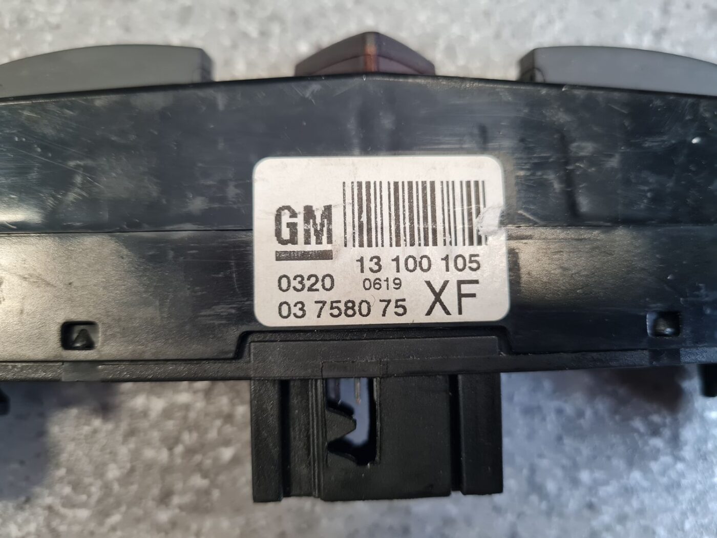 Mērinstrumentu paneļa pārslēgšanas pogas priekš OPEL ASTRA H 2005 GREEN 5 Mērinstrumentu paneļa pārslēgšanas pogas priekš OPEL ASTRA H 2005 GREEN