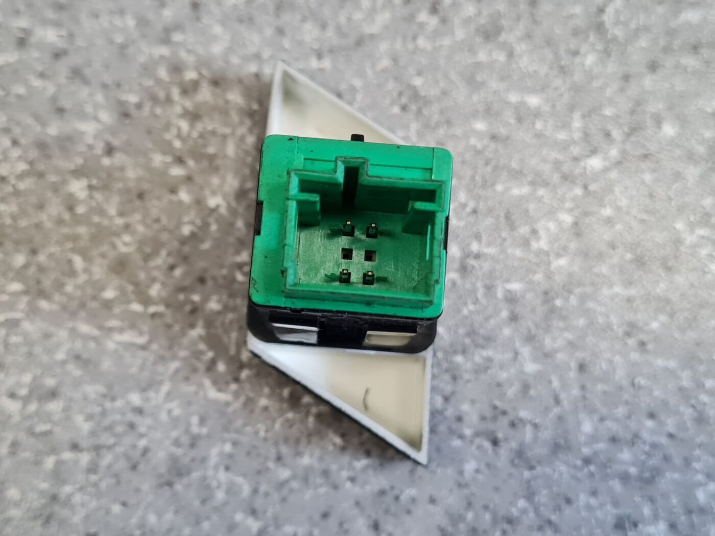 Atvēršanas/aizvēršanas poga priekš CITROEN PICASSO 2007 4 Atvēršanas/aizvēršanas poga priekš CITROEN PICASSO 2007