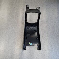 Centrālās konsoles iekšējā plastmasa priekš VOLVO C30 2008 SILVER