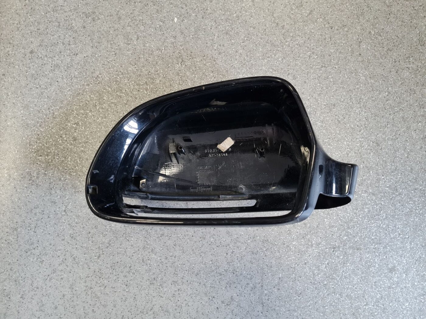 Ārēja spoguļa vāks priekš AUDI A4 2008 AVANT 2 Ārēja spoguļa vāks priekš AUDI A4 2008 AVANT