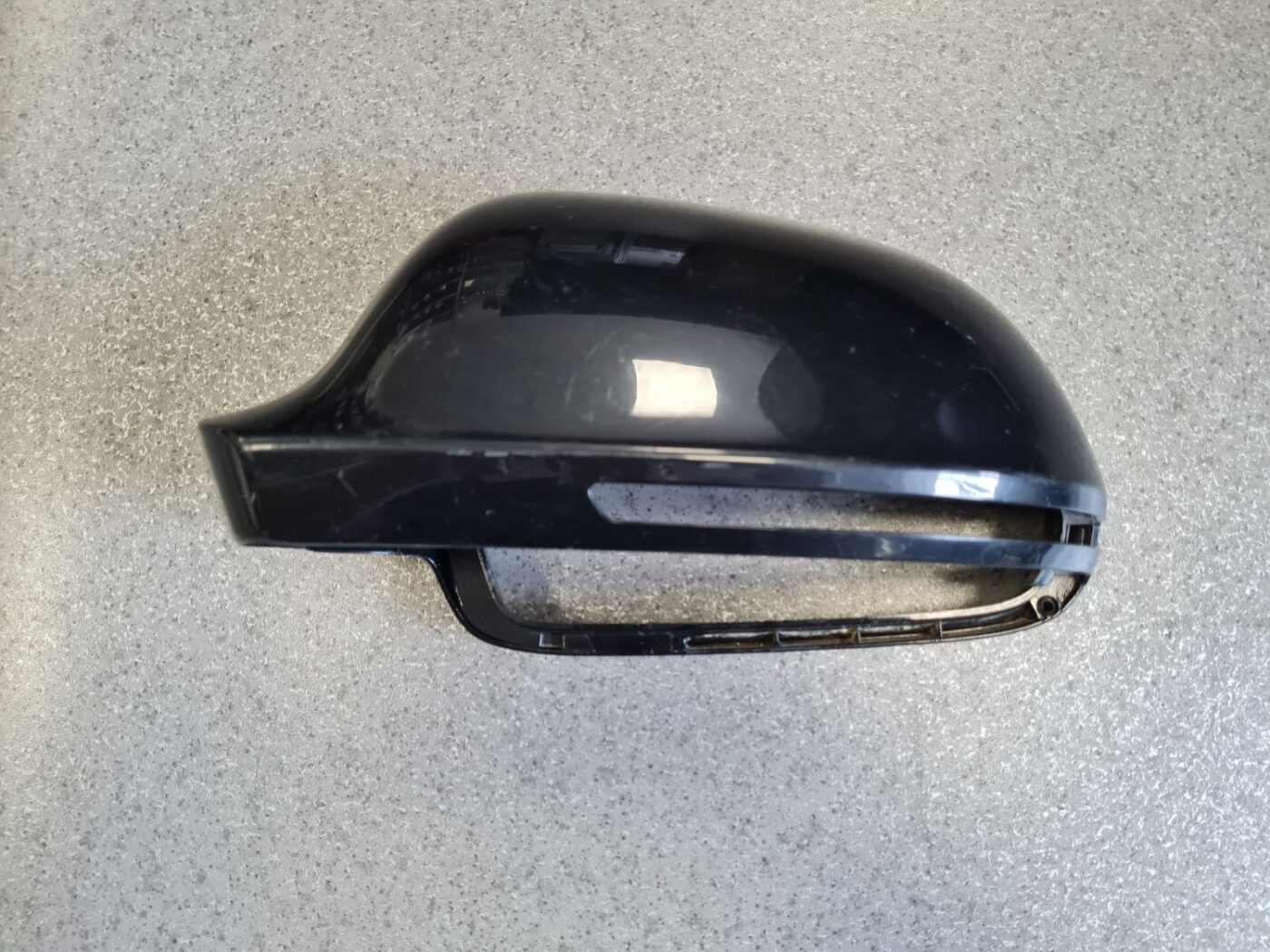 Ārēja spoguļa vāks priekš AUDI A4 2008 AVANT 8 Ārēja spoguļa vāks priekš AUDI A4 2008 AVANT