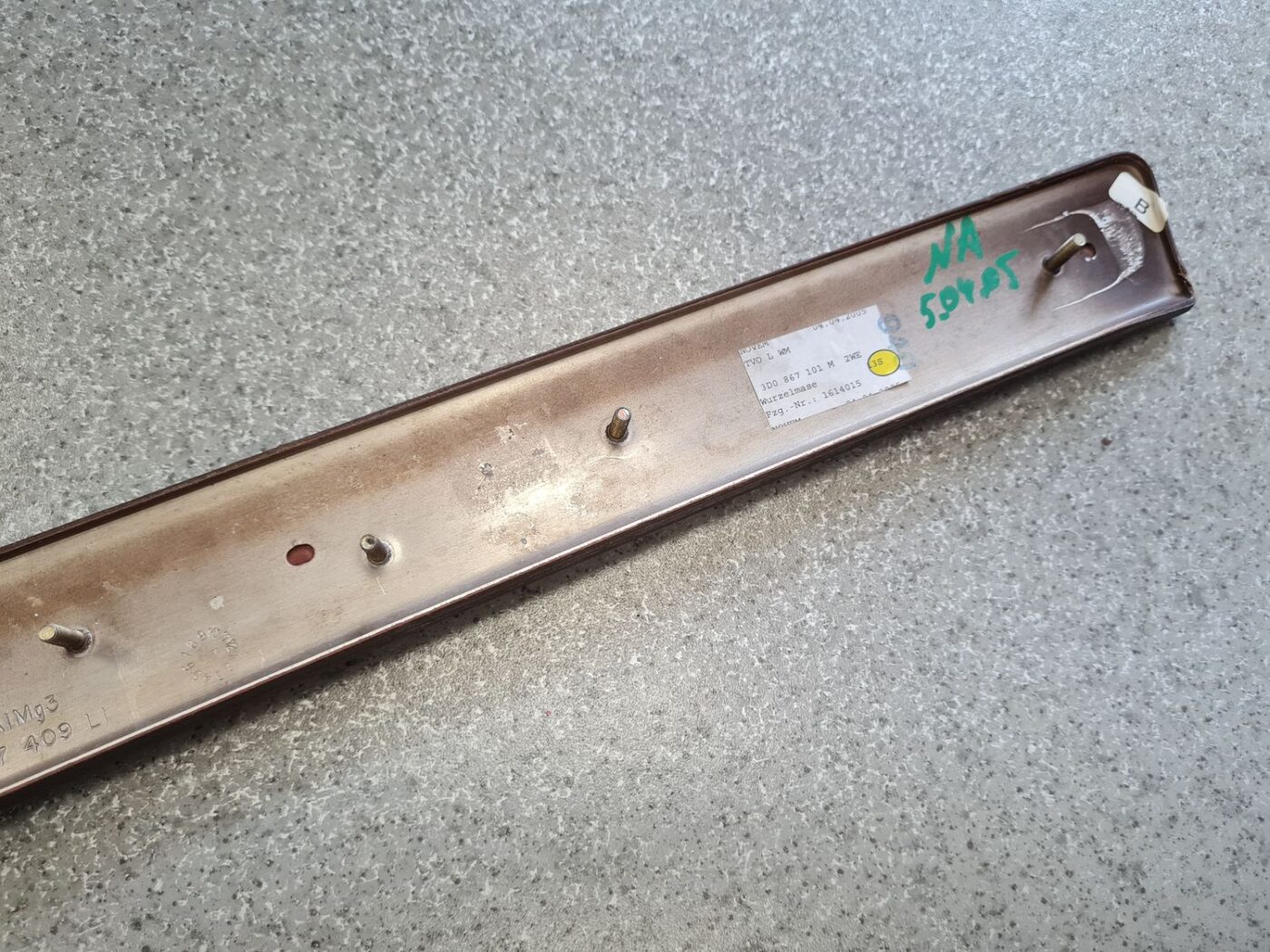 Durvju apdares uzlika priekš VW PHAETON 2005 6 Durvju apdares uzlika priekš VW PHAETON 2005