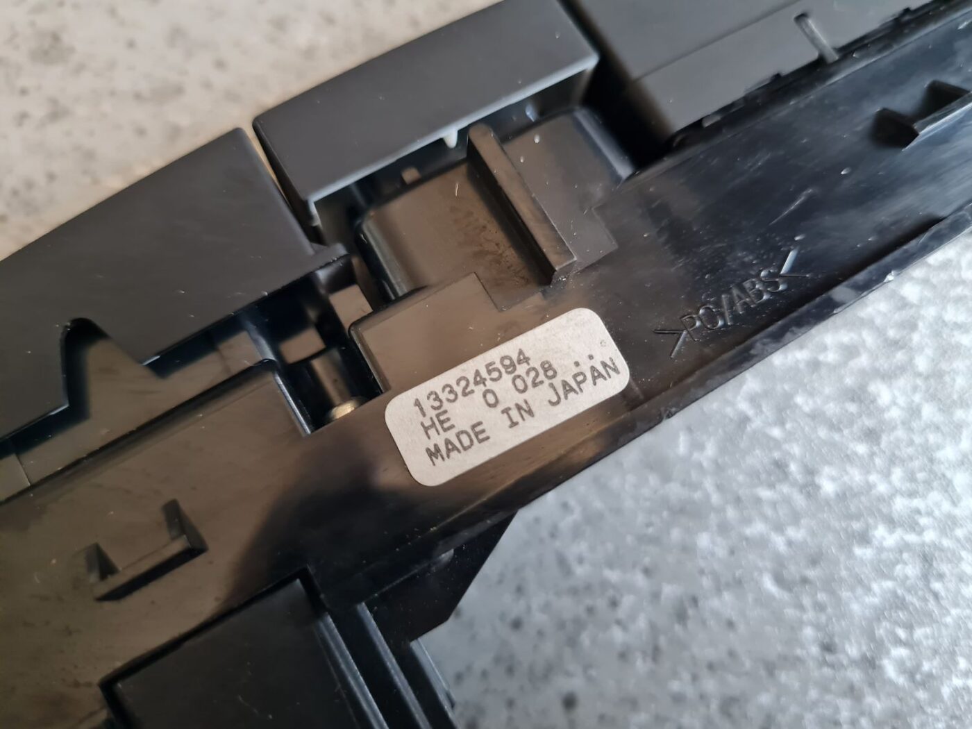 Mērinstrumentu paneļa pārslēgšanas pogas priekš OPEL INSIGNIA SPORTS TOURER 2010 4 Mērinstrumentu paneļa pārslēgšanas pogas priekš OPEL INSIGNIA SPORTS TOURER 2010