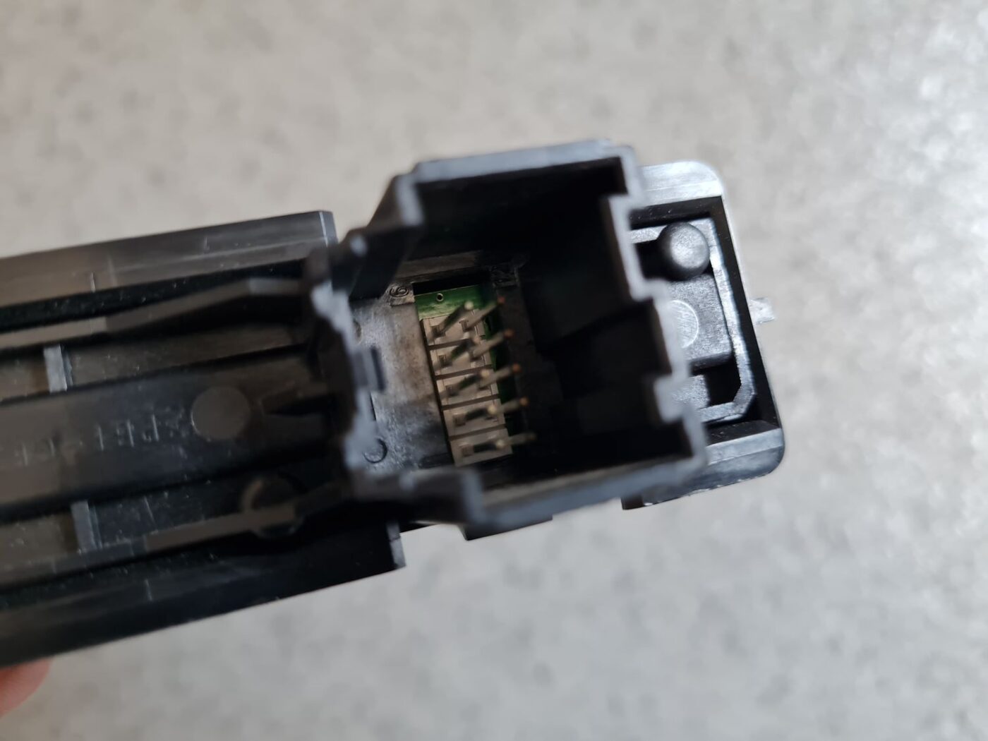 Mērinstrumentu paneļa pārslēgšanas pogas priekš OPEL INSIGNIA SPORTS TOURER 2010 3 Mērinstrumentu paneļa pārslēgšanas pogas priekš OPEL INSIGNIA SPORTS TOURER 2010