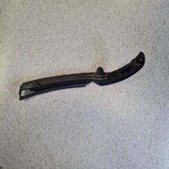 Priekšēja bufera kreisāis kronšteins priekš VW PASSAT B6 2008 ANGL.