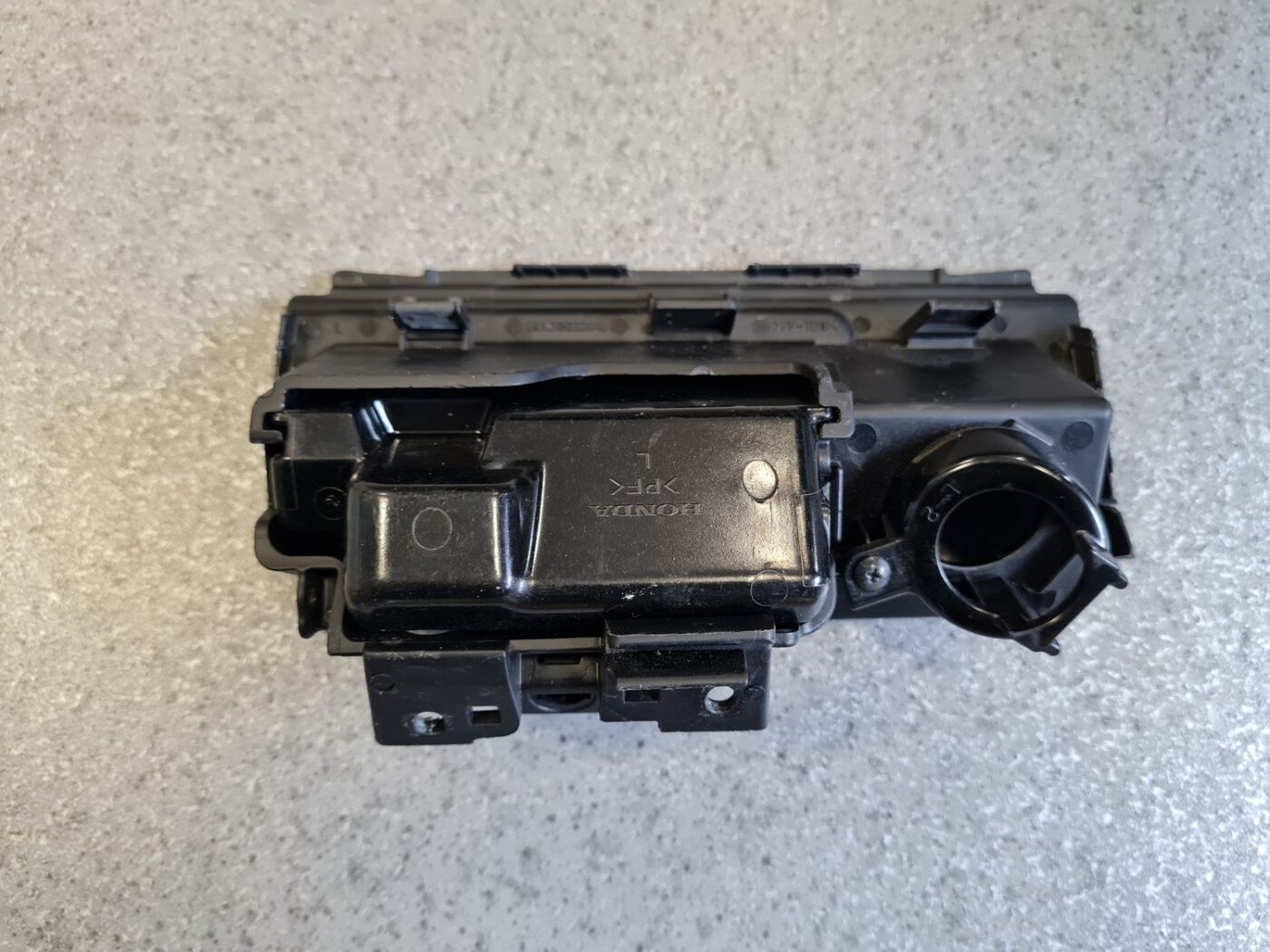 Pelnu trauks priekš HONDA ACCORD 2007 YR565P 5 Pelnu trauks priekš HONDA ACCORD 2007 YR565P