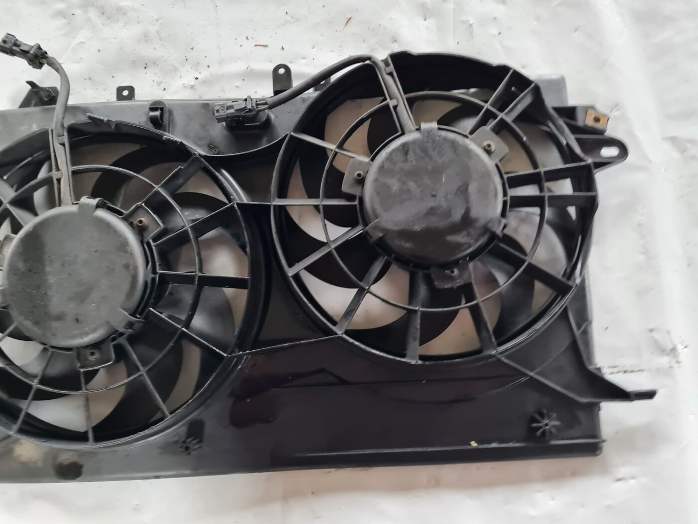 Dzesēšanas radiatora ventilators priekš SAAB 9-5 1999 3 Dzesēšanas radiatora ventilators priekš SAAB 9-5 1999