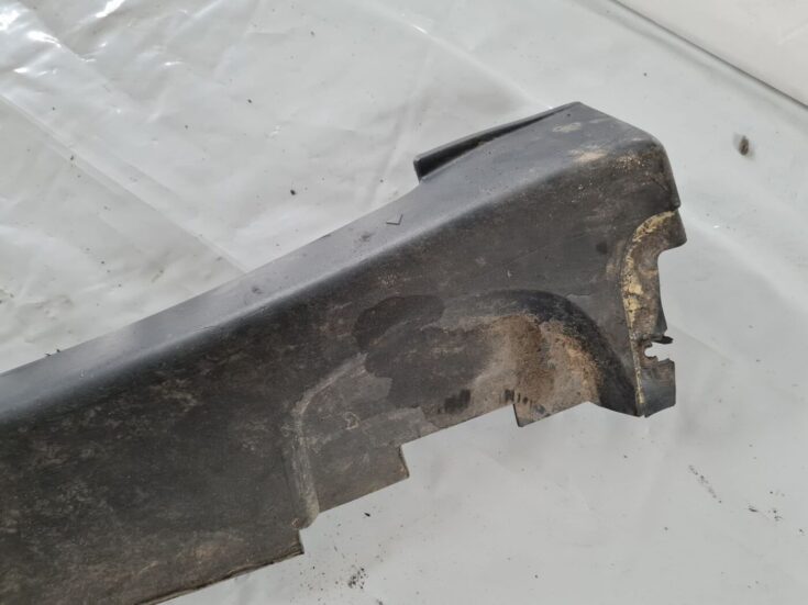 Ārēja sliekšņa laba uzlika priekš SAAB 9-5 1999