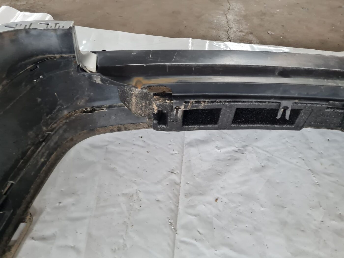 Aizmugures buferis priekš SAAB 9-5 1999 5 Aizmugures buferis priekš SAAB 9-5 1999