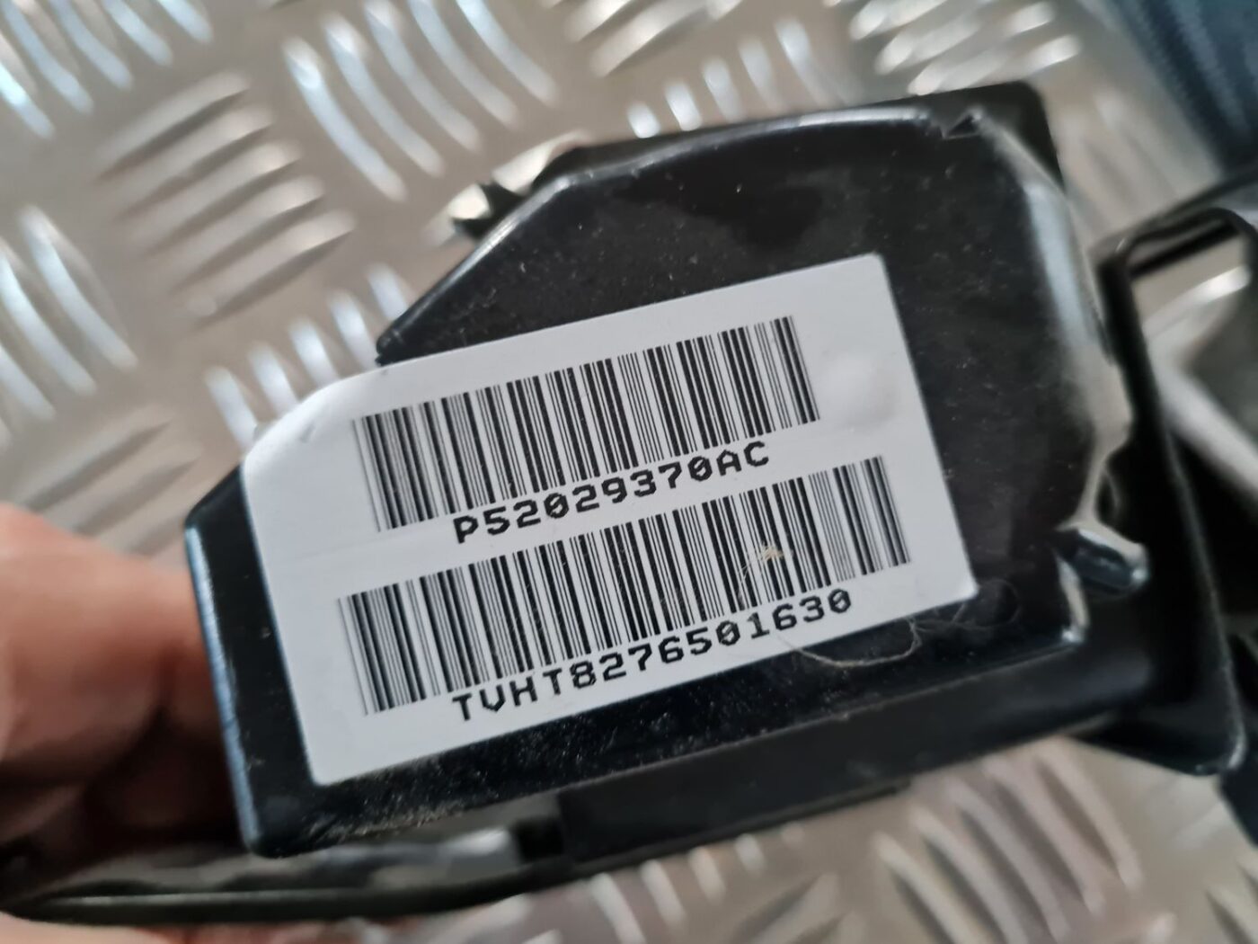 Aizmugurējā labā drošības josta priekš CHRYSLER VOYAGER 2006 5 Aizmugurējā labā drošības josta priekš CHRYSLER VOYAGER 2006