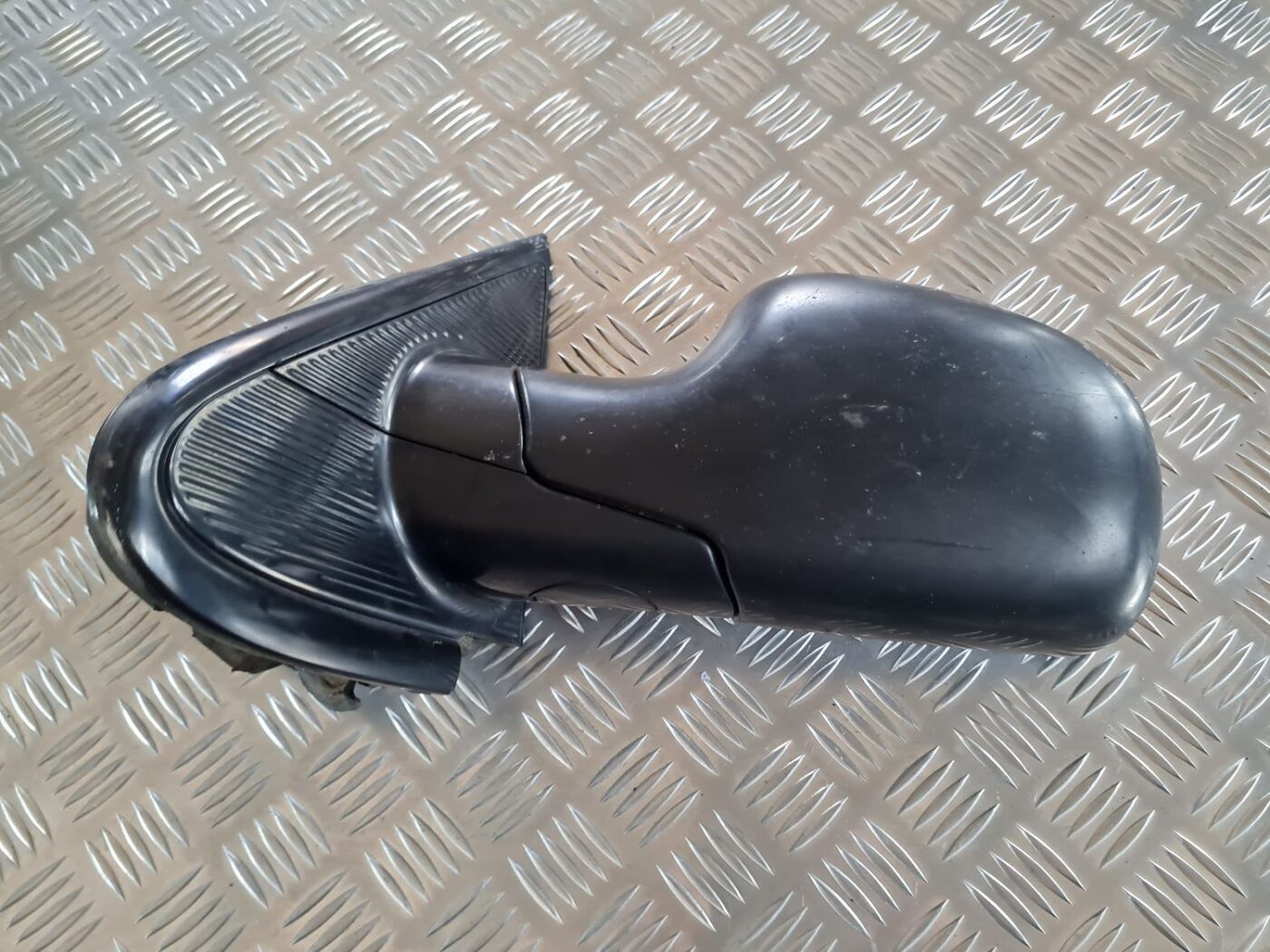 Ārējais spogulis, pa kreisi priekš CHRYSLER VOYAGER 2006 8 Ārējais spogulis, pa kreisi priekš CHRYSLER VOYAGER 2006