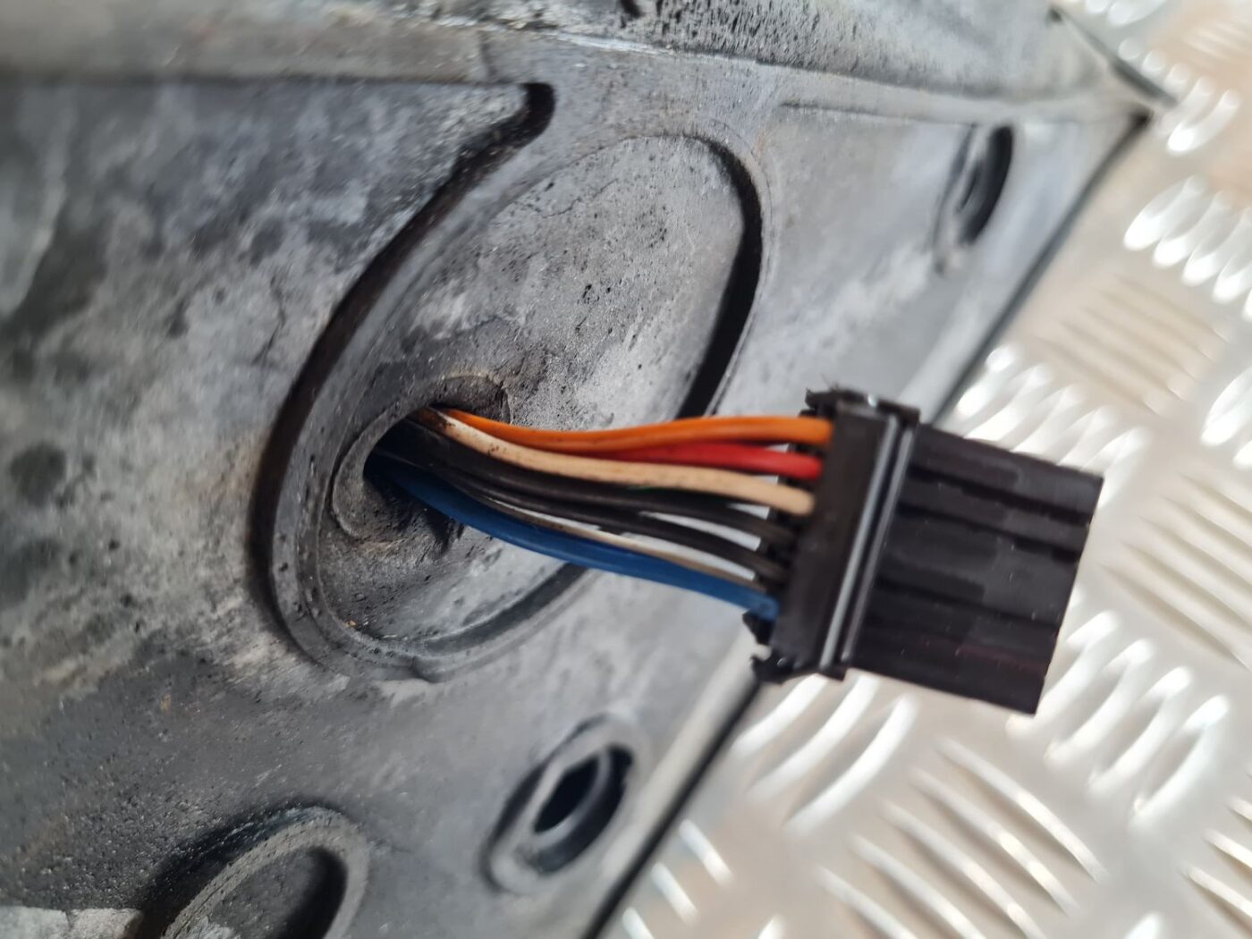 Ārējais spogulis, pa kreisi priekš CHRYSLER VOYAGER 2006 4 Ārējais spogulis, pa kreisi priekš CHRYSLER VOYAGER 2006