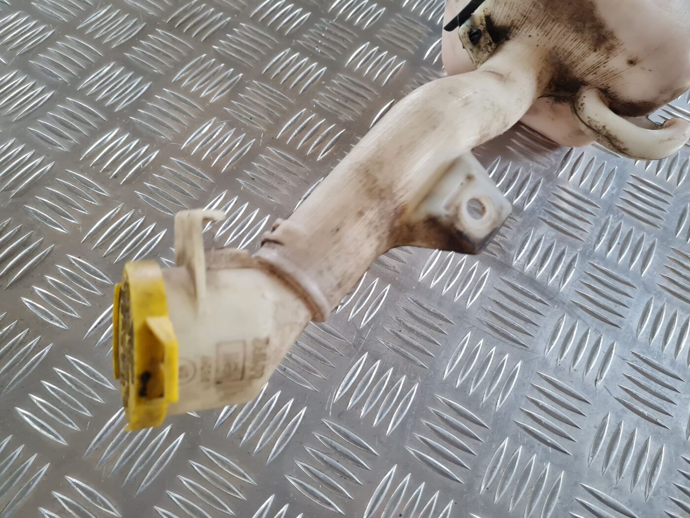 Mazgātāja šķidruma tvertne priekš CHRYSLER VOYAGER 2006 5 Mazgātāja šķidruma tvertne priekš CHRYSLER VOYAGER 2006