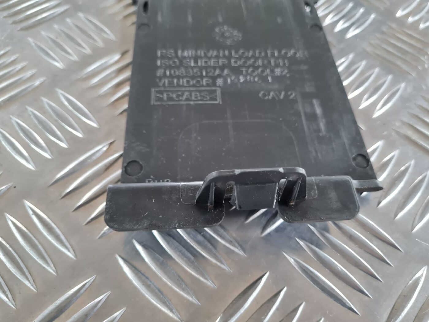 Durvju apdares uzlika priekš CHRYSLER VOYAGER 2006 4 Durvju apdares uzlika priekš CHRYSLER VOYAGER 2006