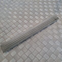 Sliekšņa priekšēja kreisa uzlika (salonā) priekš CHRYSLER VOYAGER 2006