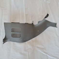 Bagažnieka nodalījuma statnes apdare priekš CHRYSLER VOYAGER 2006