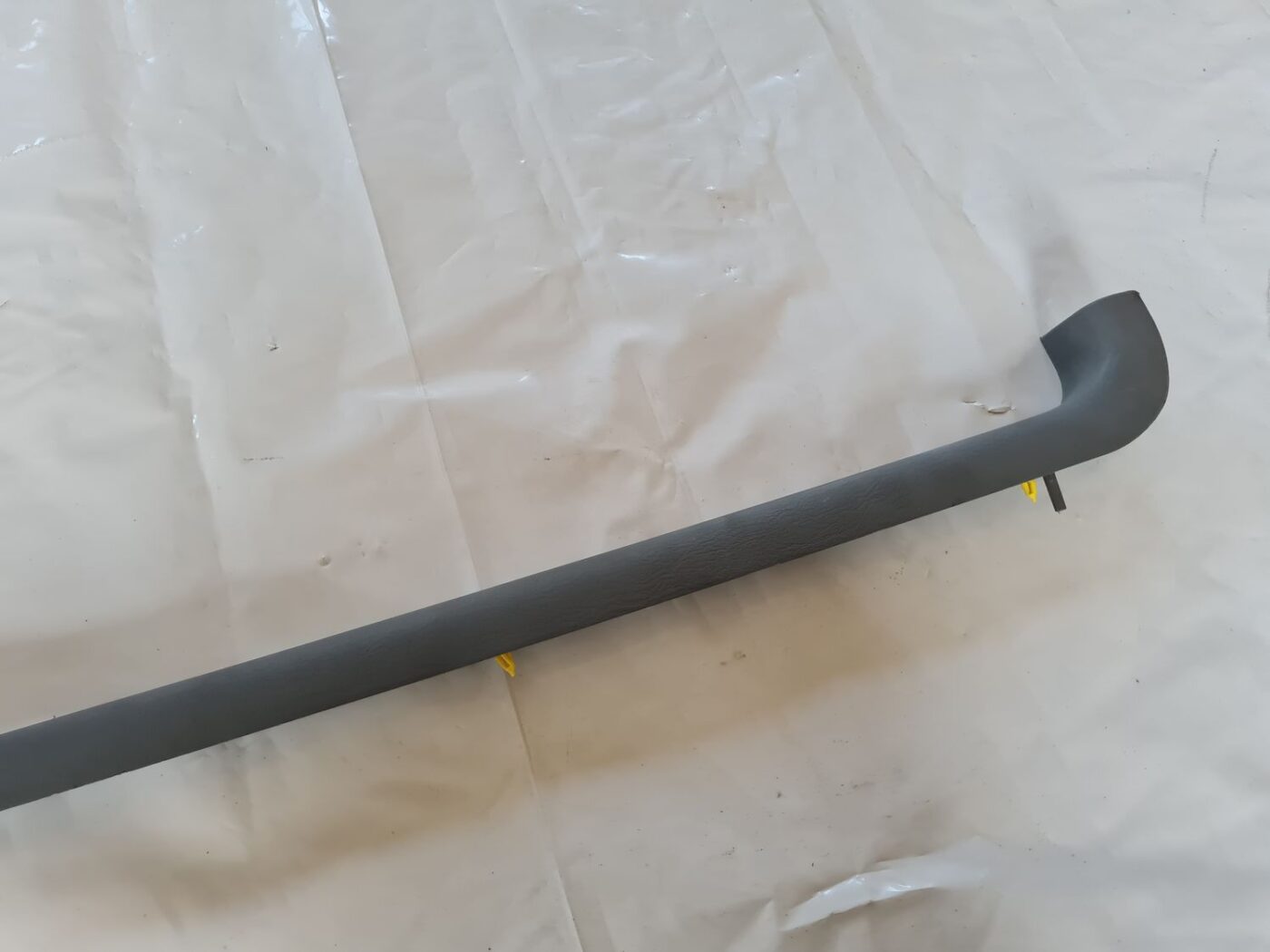 Durvju stikla moldings priekš CHRYSLER VOYAGER 2006 8 Durvju stikla moldings priekš CHRYSLER VOYAGER 2006