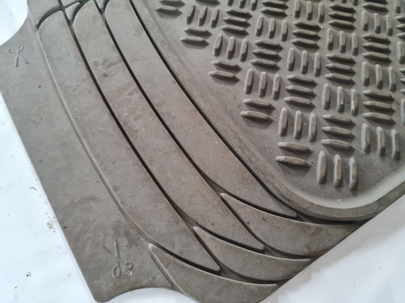 Salona paklājs priekš CHRYSLER VOYAGER 2006 3 Salona paklājs priekš CHRYSLER VOYAGER 2006