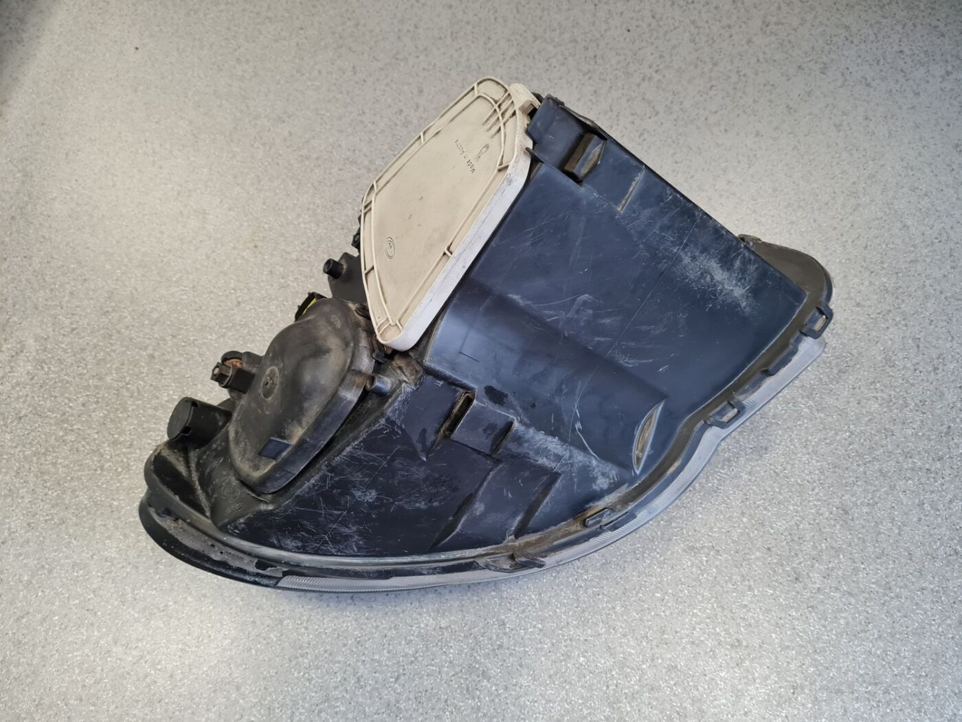 Priekšējais kreisais lukturis priekš CHRYSLER VOYAGER 2006 5 Priekšējais kreisais lukturis priekš CHRYSLER VOYAGER 2006