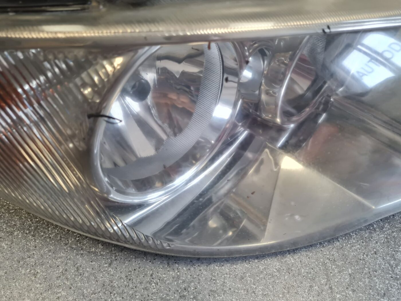 Priekšējais labais lukturis priekš CHRYSLER VOYAGER 2006 9 Priekšējais labais lukturis priekš CHRYSLER VOYAGER 2006