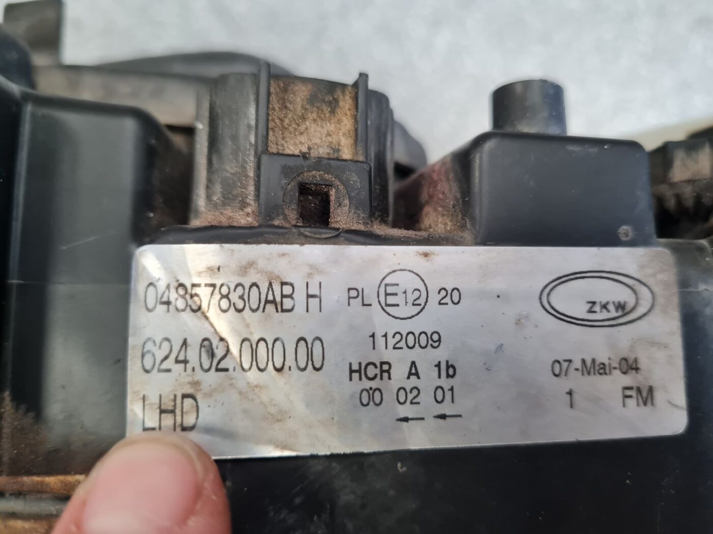 Priekšējais labais lukturis priekš CHRYSLER VOYAGER 2006 7 Priekšējais labais lukturis priekš CHRYSLER VOYAGER 2006