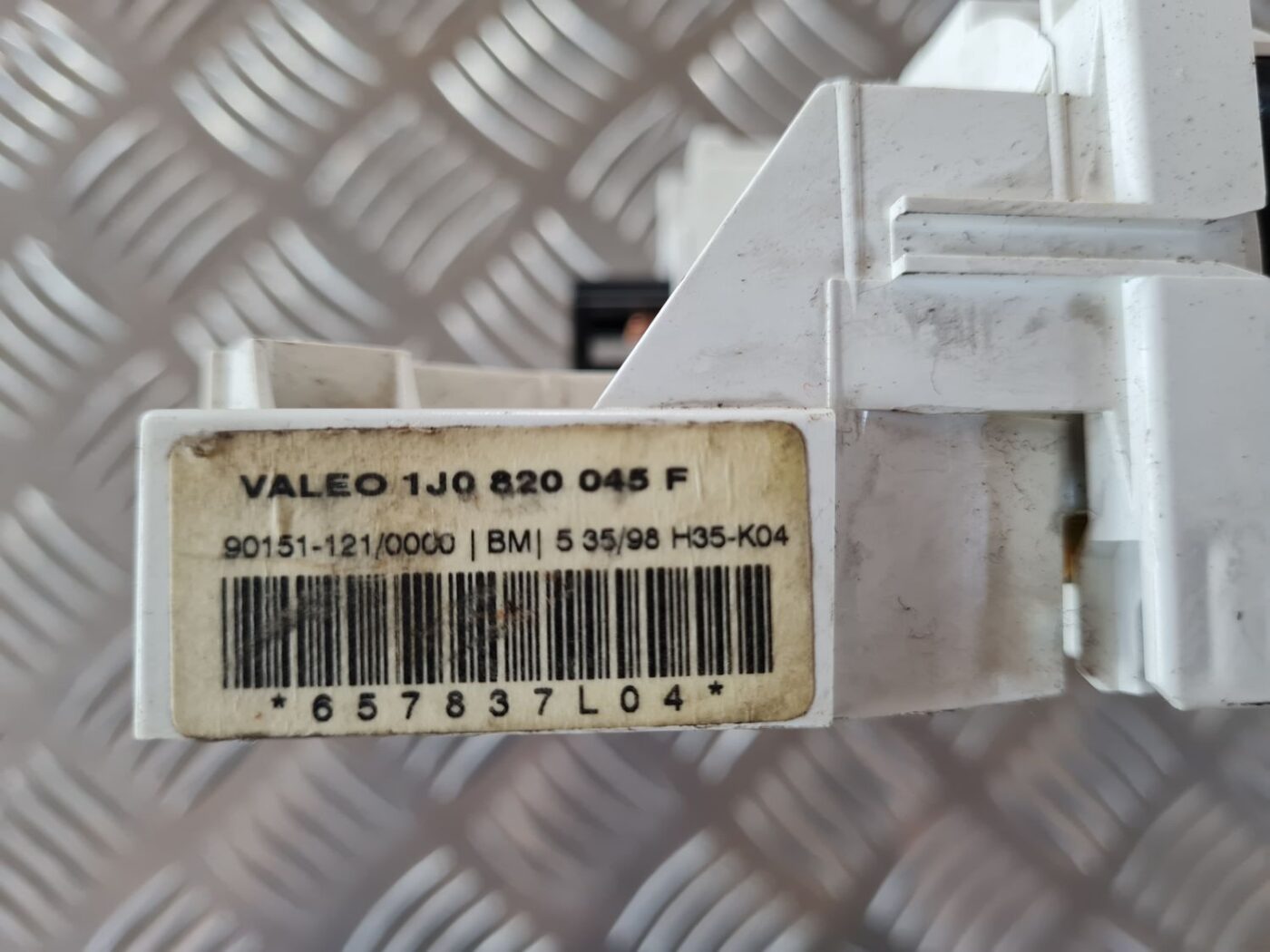 Klimata kontroles bloks priekš VW GOLF IV 1999 4 Klimata kontroles bloks priekš VW GOLF IV 1999