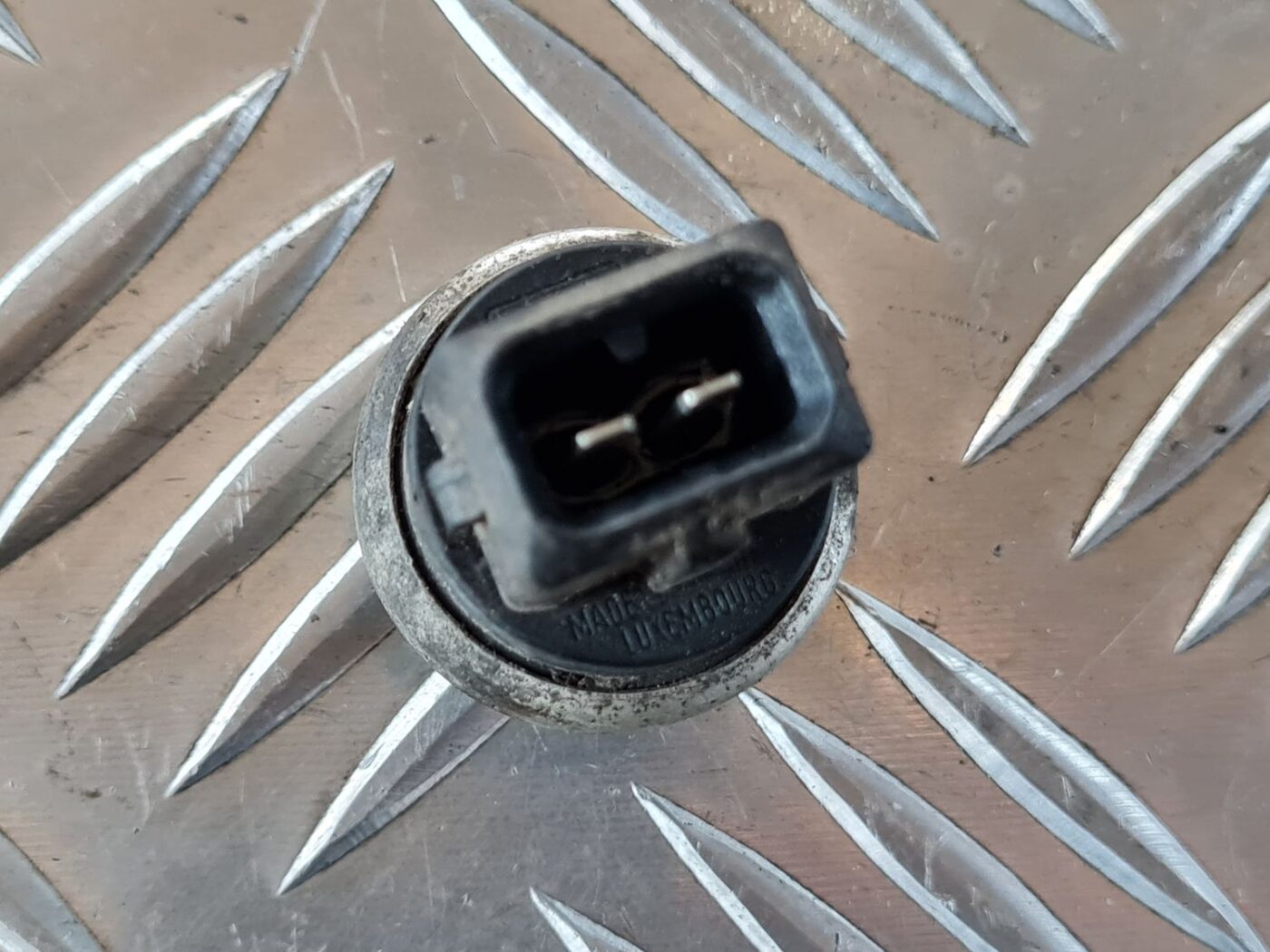 Parkošanās devējs priekš VW GOLF IV 1999 2 Parkošanās devējs priekš VW GOLF IV 1999