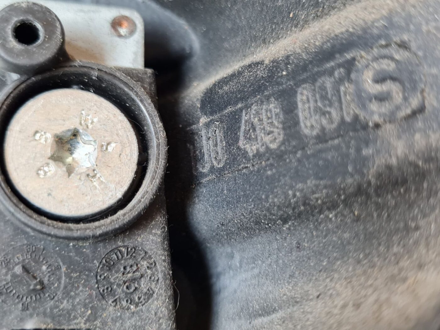 Stūre priekš VW GOLF IV 1999 7 Stūre priekš VW GOLF IV 1999