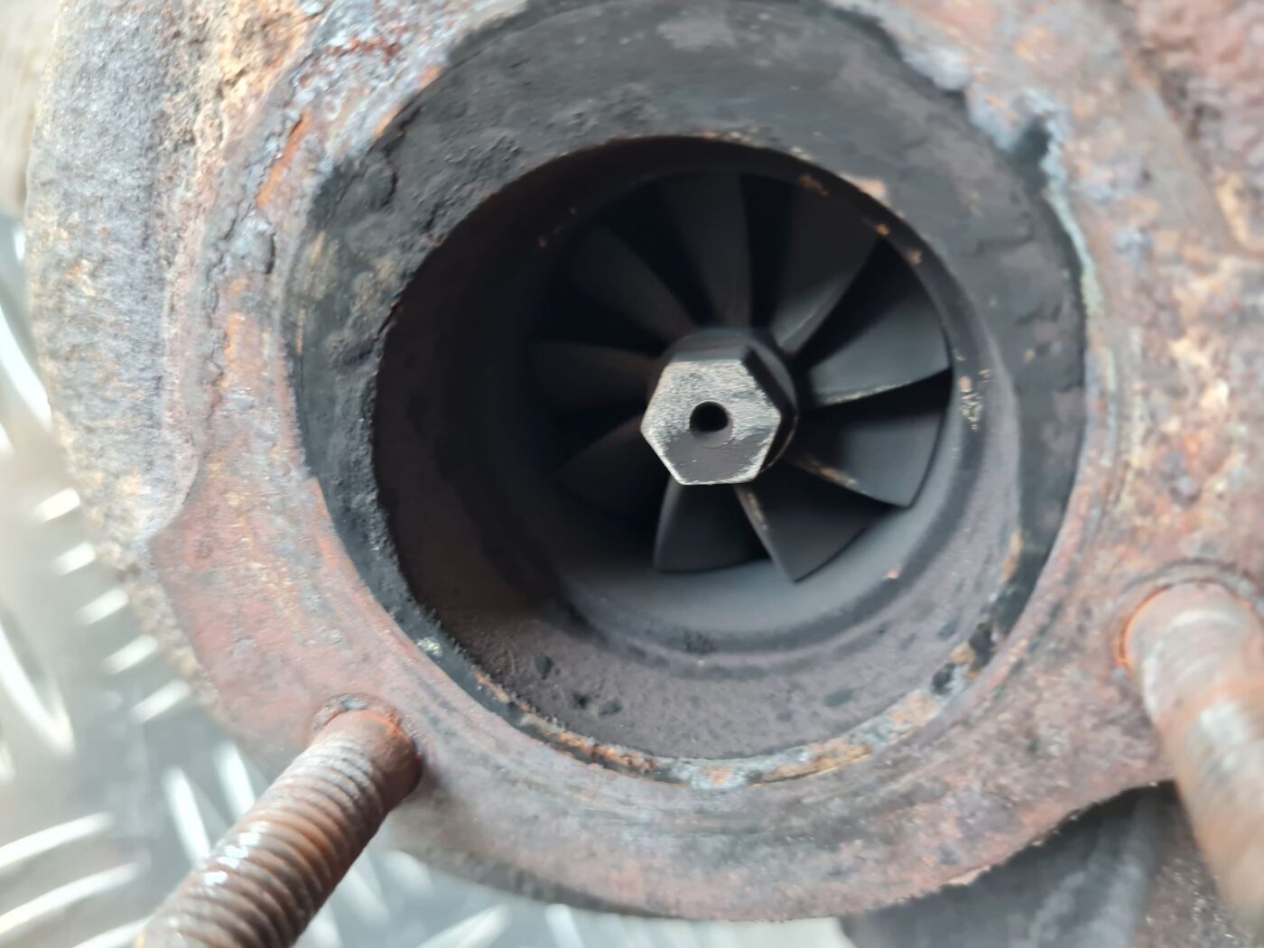 Turbīna priekš VW GOLF IV 1999 4 Turbīna priekš VW GOLF IV 1999