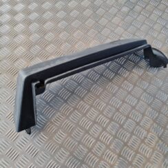 Bagāžnieka žalūziju sliedes priekš VW GOLF IV 1999