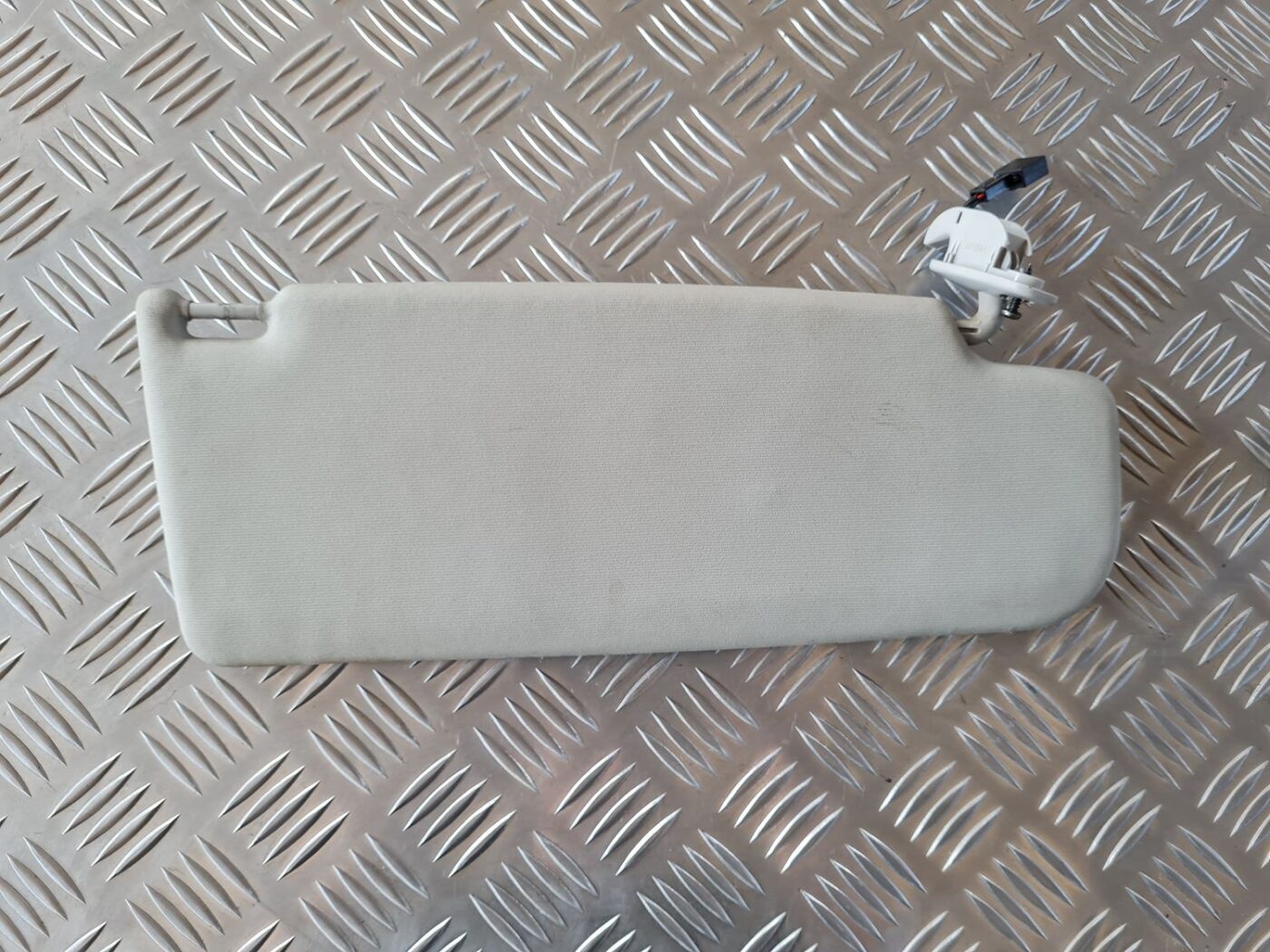 Saules aizsargs priekš VW GOLF IV 1999 4 Saules aizsargs priekš VW GOLF IV 1999