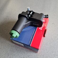 Stūres pastiprinātāja tvertne priekš